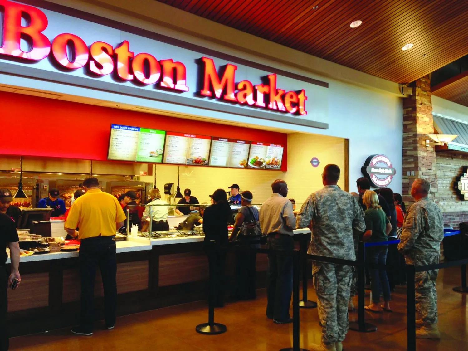 The growing presence of Boston Markets in Exchange food courts symbolized the Defense Department’s largest retailer’s efforts to expand the number of brand-name restaurants that have better-for-you options for Soldiers, Airmen and their families.