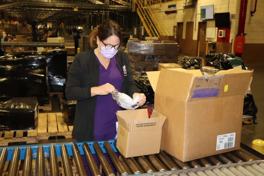 Army & Air Force Exchange Service Procures Face Masks For Store, Distribution Center Associates